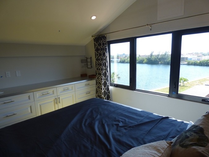 GOVERNORS HARBOUR CANALFRONT RENTAL with NEW 30ft DOCK