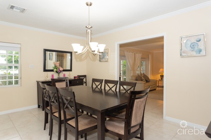 MAGELLAN QUAY, GOVERNOR'S HARBOUR HOME + 3 SEPARATE INCOME APARTMENTS