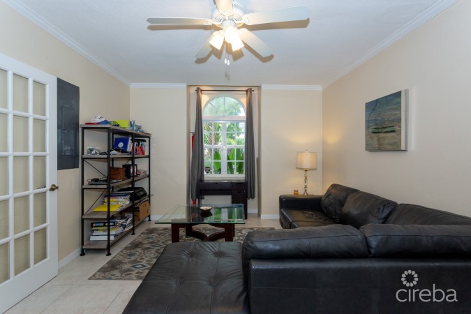 MAGELLAN QUAY, GOVERNOR'S HARBOUR HOME + 3 SEPARATE INCOME APARTMENTS