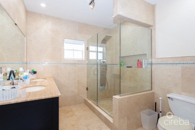 MAGELLAN QUAY, GOVERNOR'S HARBOUR HOME + 3 SEPARATE INCOME APARTMENTS