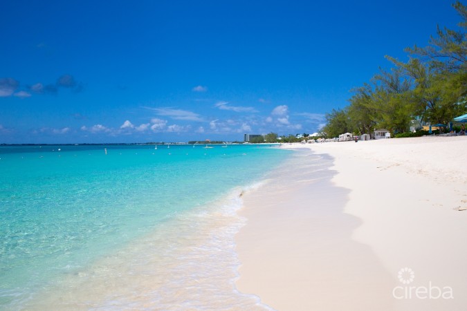 VILLAS OF THE GALLEON 14, SEVEN MILE BEACH