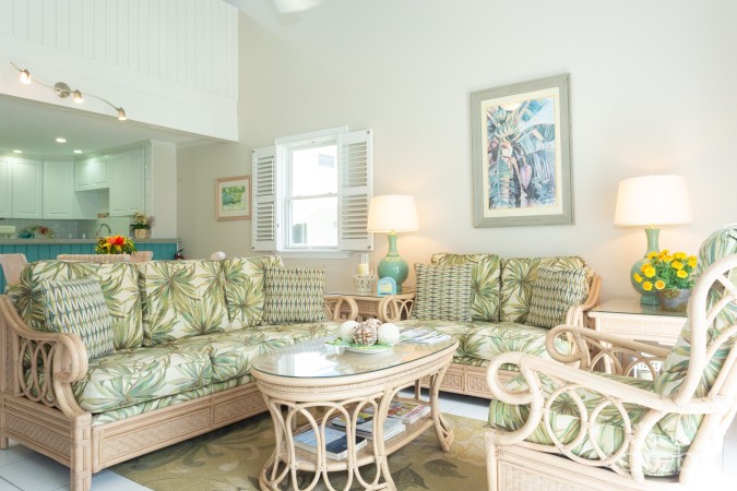 VILLAS OF THE GALLEON 14, SEVEN MILE BEACH