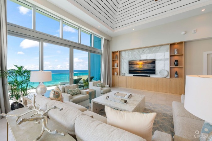 PENTHOUSE RESIDENCE AT SEAFIRE S1002