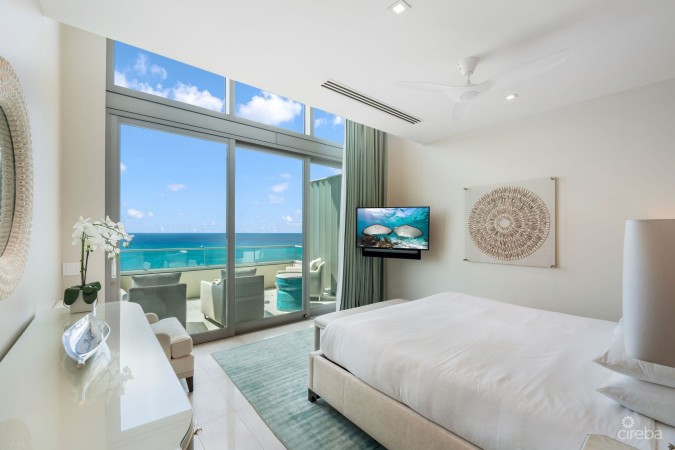 PENTHOUSE RESIDENCE AT SEAFIRE S1002