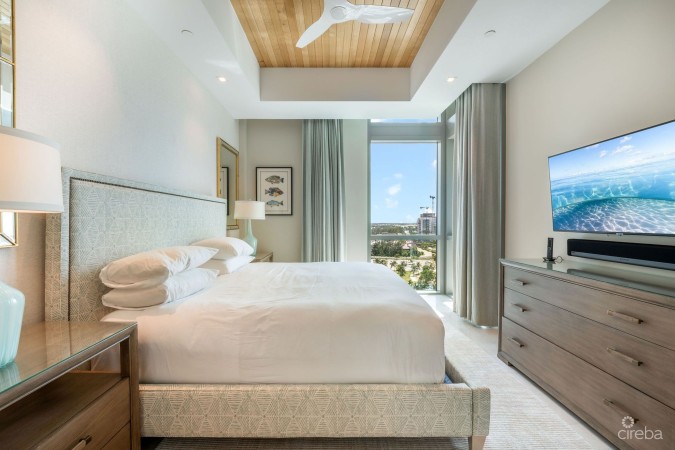 PENTHOUSE RESIDENCE AT SEAFIRE S1002