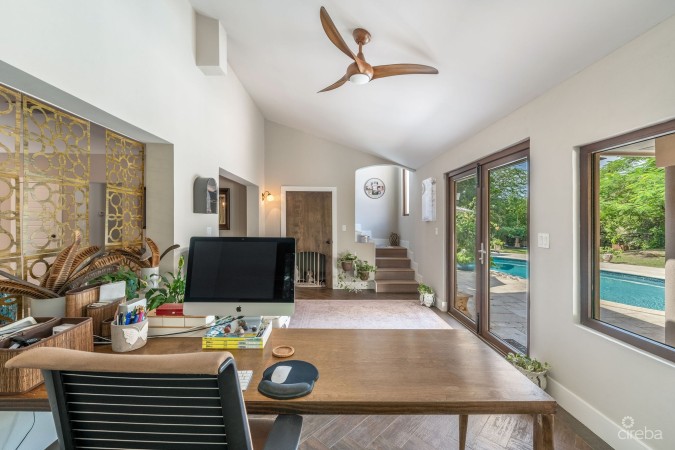 PRIVATE HOME ACROSS FROM SPOTTS BEACH