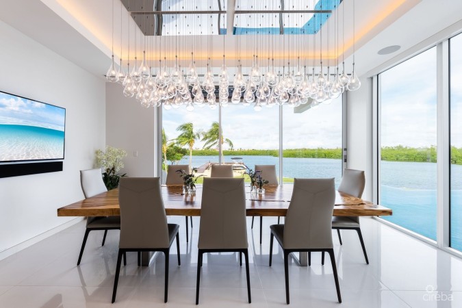 #48 LALIQUE QUAY - A MODERN MASTERPIECE