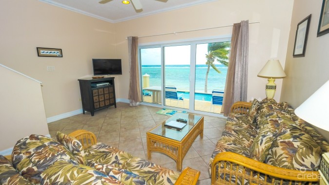 SEABREEZE VILLAS OCEAN/BEACH FRONT - STUNNING VIEW