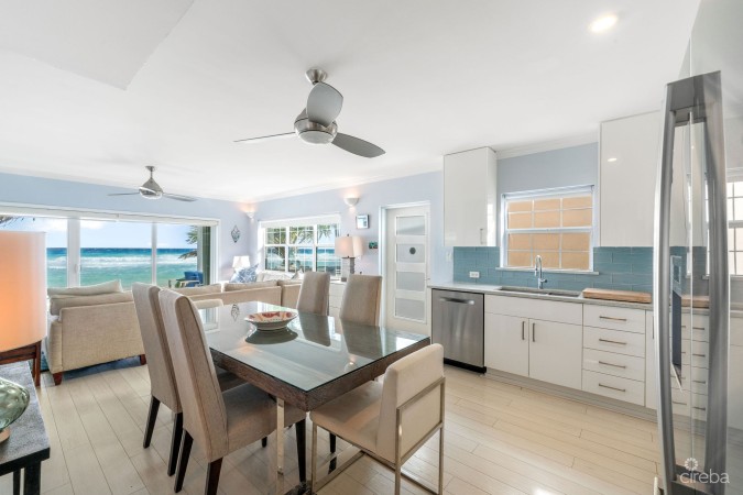 MAHOGANY POINT VILLAS 3, BEACH FRONT TOWNHOME