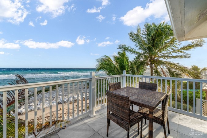 MAHOGANY POINT VILLAS 3, BEACH FRONT TOWNHOME