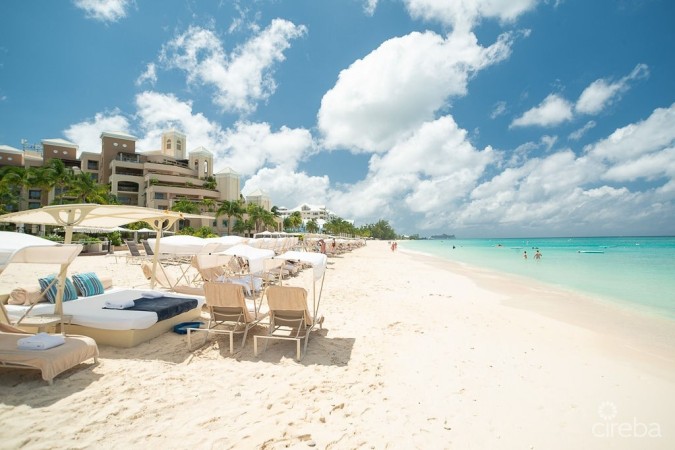 RITZ CARLTON PRIVATE RESIDENCE 303