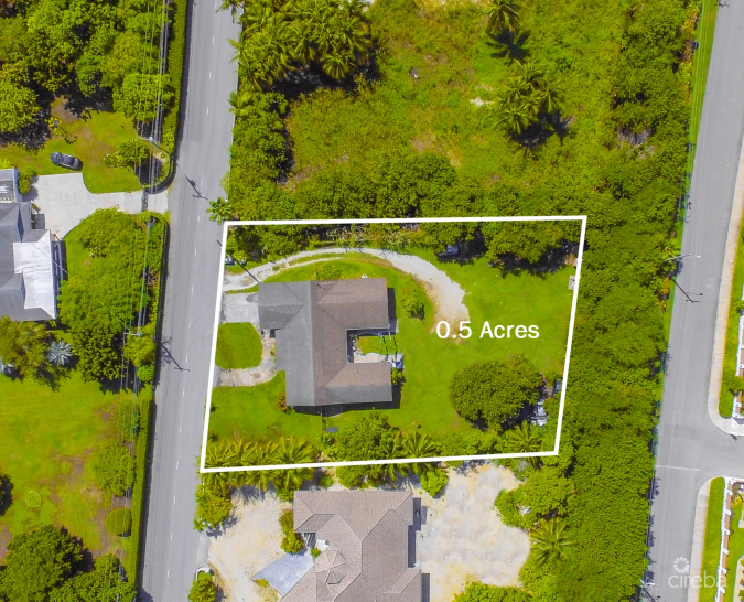 SELKIRK DRIVE 63, GRAND HARBOUR FIXER UPPER