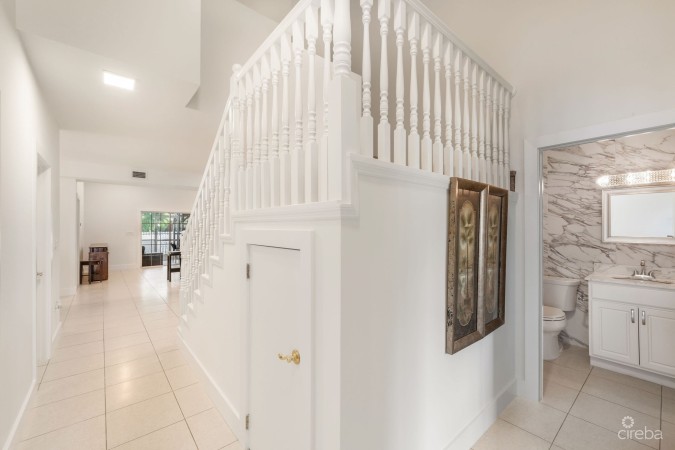 SPACIOUS 3-BEDROOM WITH DEN IN SCENIC SPRINGFIELD ESTATES