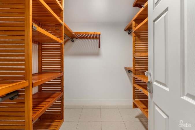 SPACIOUS 3-BEDROOM WITH DEN IN SCENIC SPRINGFIELD ESTATES