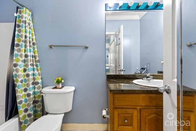 WINDSOR LAKES UNIT 810