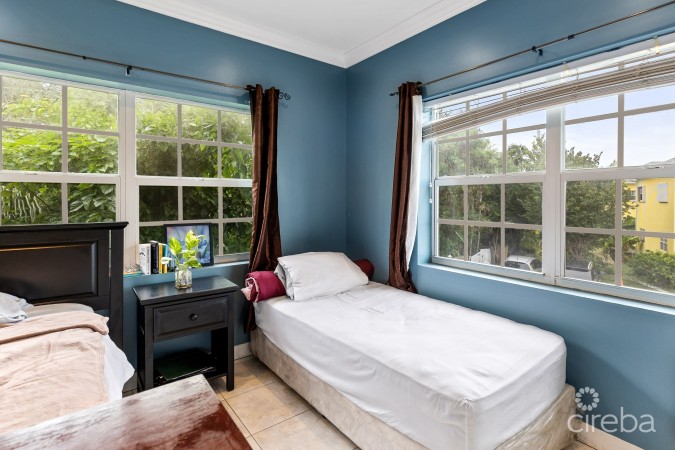 WINDSOR LAKES UNIT 810