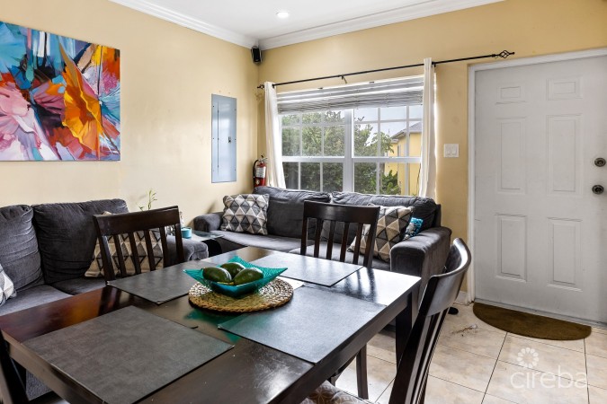 WINDSOR LAKES UNIT 810