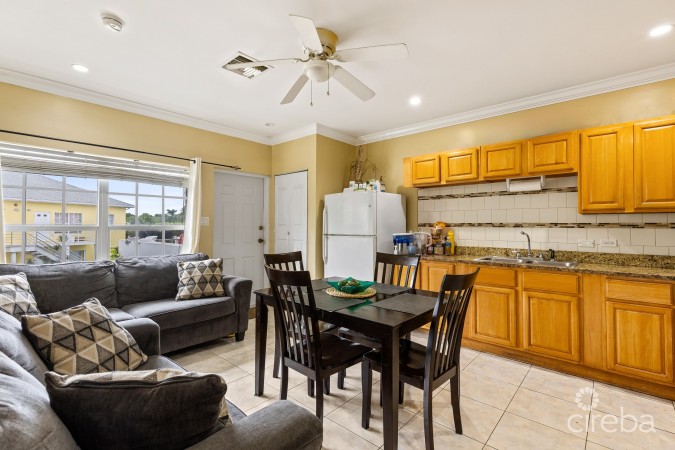 WINDSOR LAKES UNIT 810