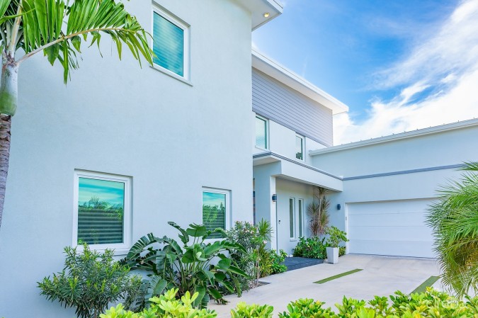 THE ULTIMATE ECO FRIENDLY CANAL FRONT FAMILY HOME