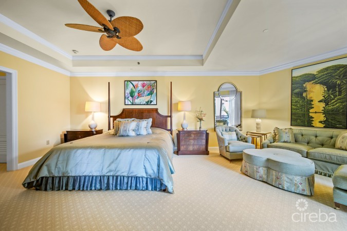RITZ-CARLTON SOUTH TOWER RESIDENCE # 305