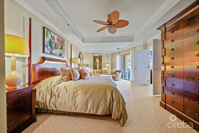 RITZ-CARLTON SOUTH TOWER RESIDENCE # 305