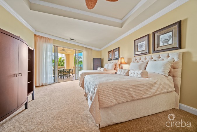 RITZ-CARLTON SOUTH TOWER RESIDENCE # 305