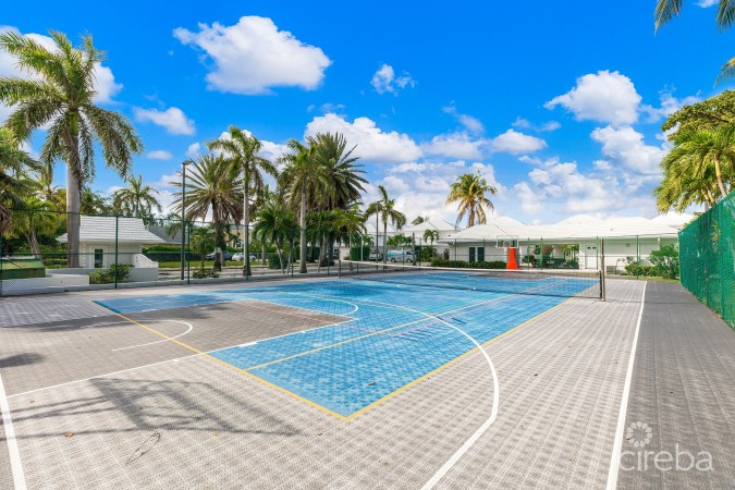 CONCH POINTE BEACH RESORT