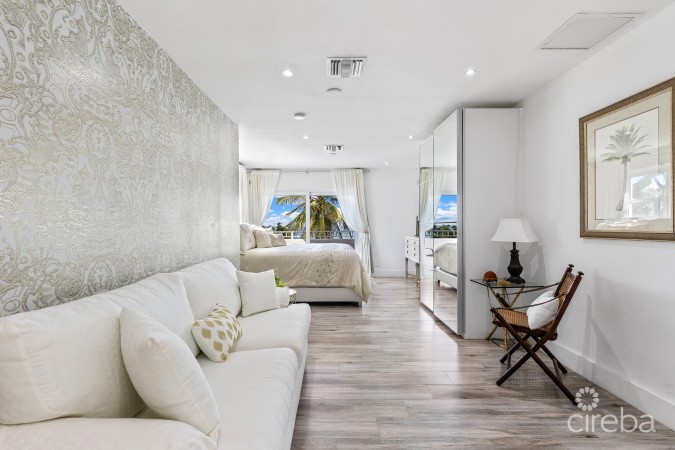CONCH POINTE BEACH RESORT