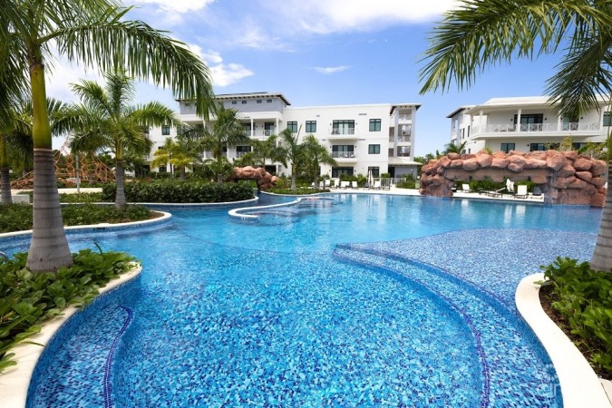 OLEA #322 IN CAMANA BAY