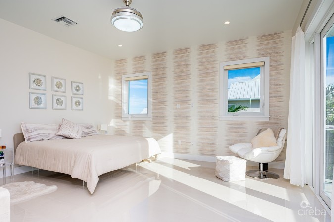 THE ULTIMATE ECO FRIENDLY CANAL FRONT FAMILY HOME