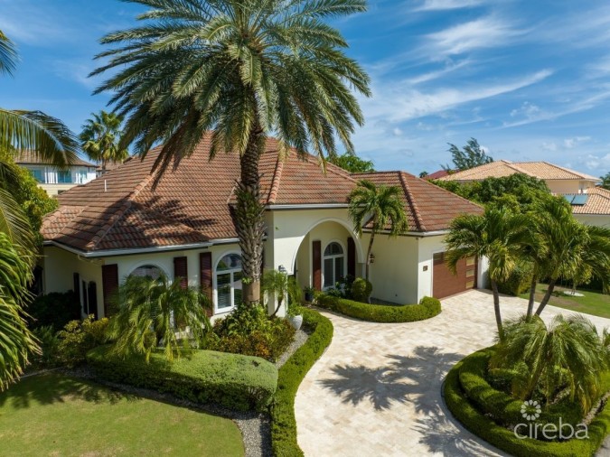 696 YACHT CLUB DRIVE