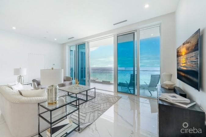 FIN 15 -  PRISTINE THREE BEDROOM SEAFRONT SECOND LEVEL UNIT