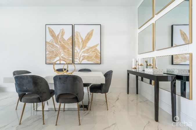 FIN 15 -  PRISTINE THREE BEDROOM SEAFRONT SECOND LEVEL UNIT