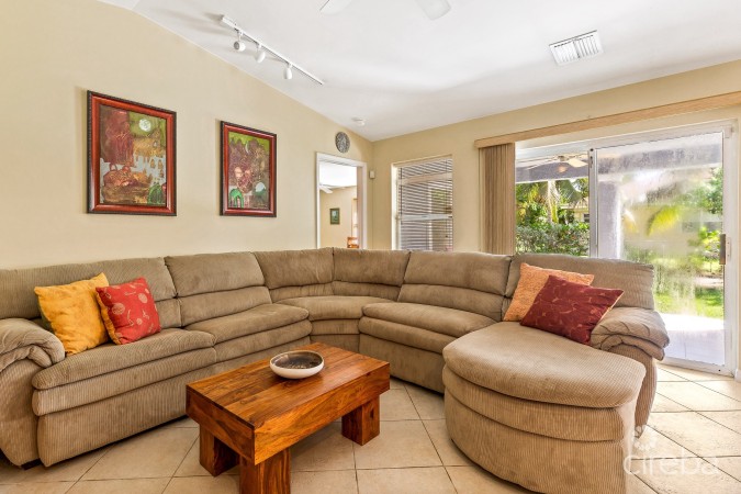 RACKLEY 142, NORTH SOUND ESTATES HOME