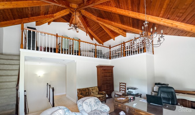 SOUTH SOUND HOME + 1 BEDROOM COTTAGE (ANNE BONNY CRESCENT)