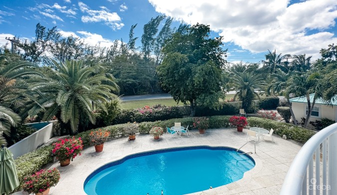 SOUTH SOUND HOME + 1 BEDROOM COTTAGE (ANNE BONNY CRESCENT)