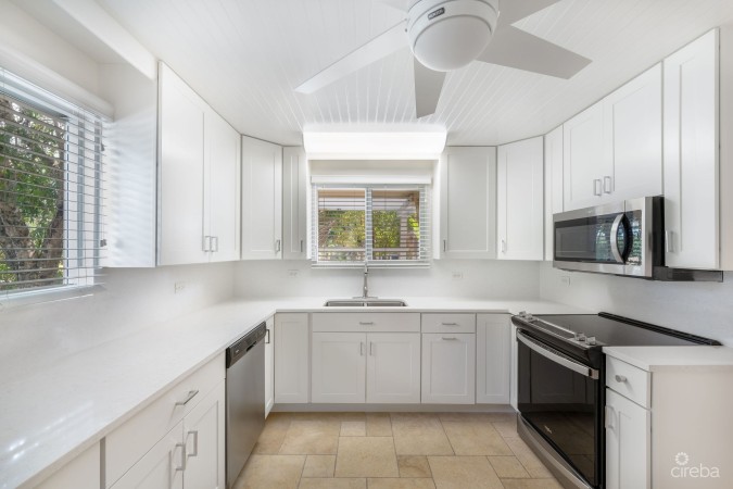CARIBBEAN PARADISE 34, SOUTH SOUND VILLA