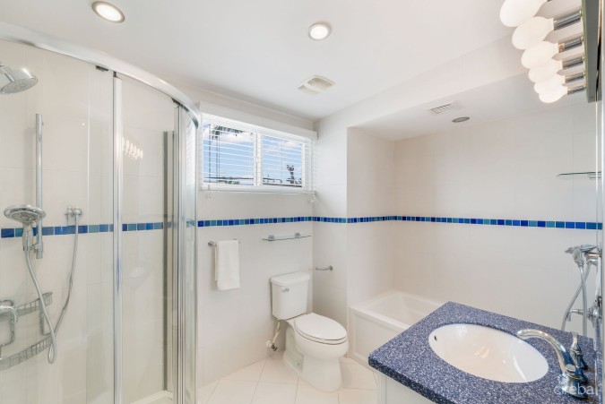 CARIBBEAN PARADISE 34, SOUTH SOUND VILLA