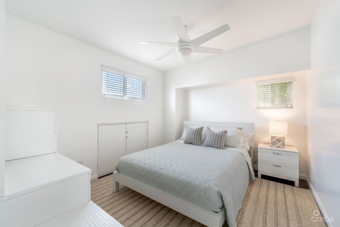 CARIBBEAN PARADISE 34, SOUTH SOUND VILLA