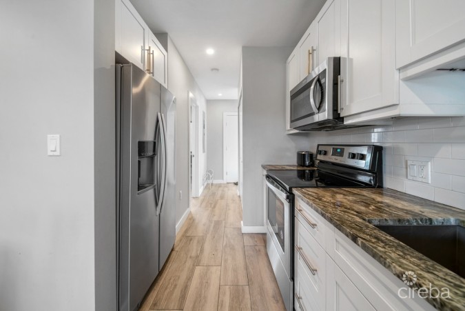 DOWNTOWN REACH 1 BEDROOM