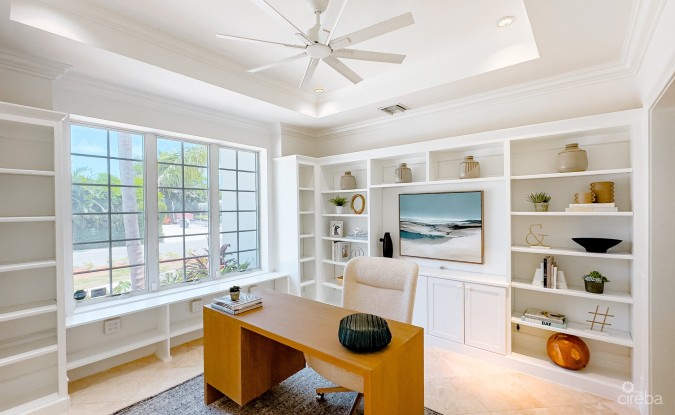 CRYSTAL HARBOUR LUXURY HOME