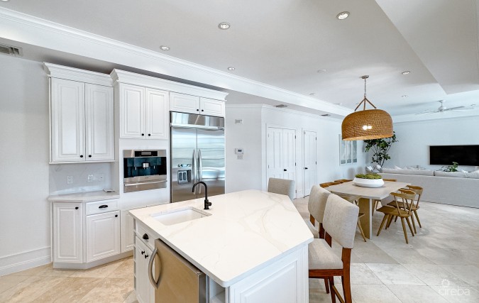 CRYSTAL HARBOUR LUXURY HOME