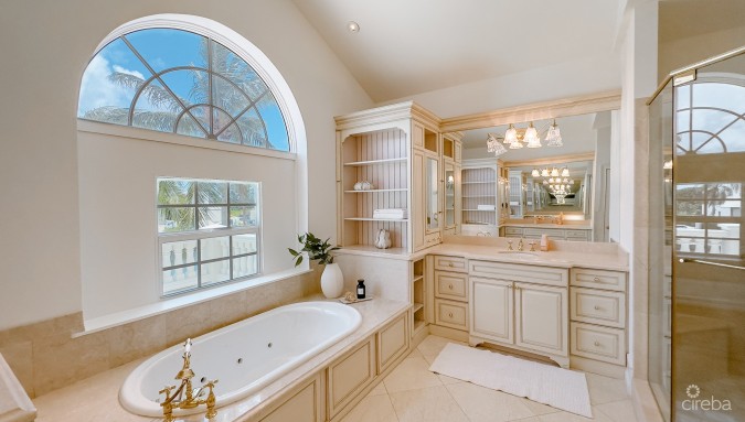 CRYSTAL HARBOUR LUXURY HOME