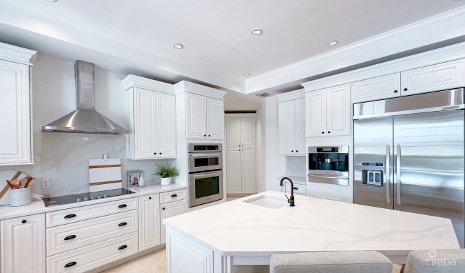 CRYSTAL HARBOUR LUXURY HOME