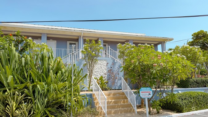 MOON BAY OCEANFRONT CONDO