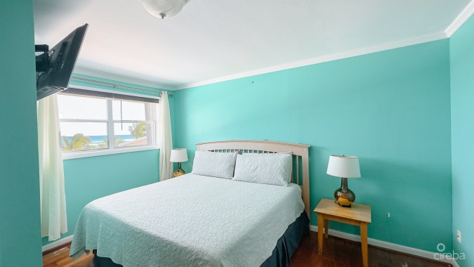 MOON BAY OCEANFRONT CONDO