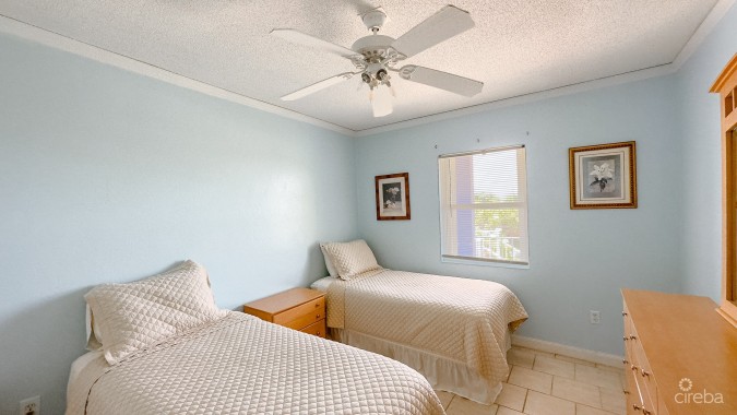 MOON BAY OCEANFRONT CONDO