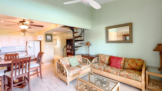 MOON BAY OCEANFRONT CONDO