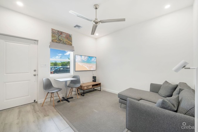 19 NORTH - 1 BED