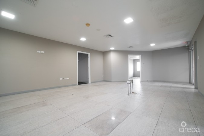 COMMERCIAL OFFICE SPACE PALM GROVE